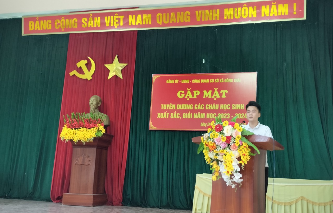 ĐẢNG ỦY - UBND - CÔNG ĐOÀN CƠ SỞ XÃ ĐỒNG THÁI GẶP MẶT TUYÊN DƯƠNG CÁC CHÁU HỌC SINH XUẤT SẮC, GIỎI NĂM HỌC 2023 – 2024